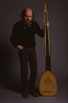 Archlute and Maker