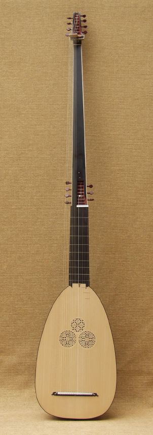 Folding theorbo after Buechenberg