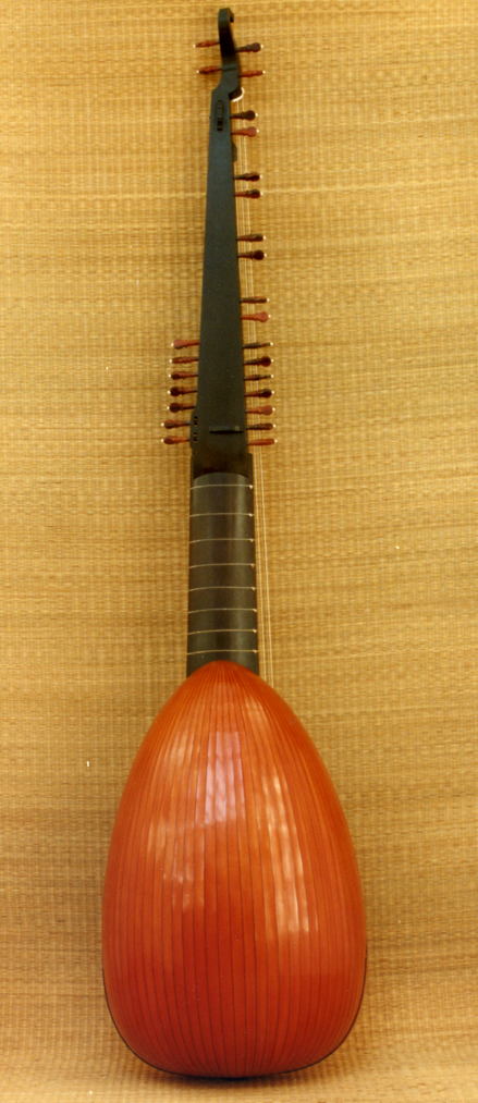 English Theorbo